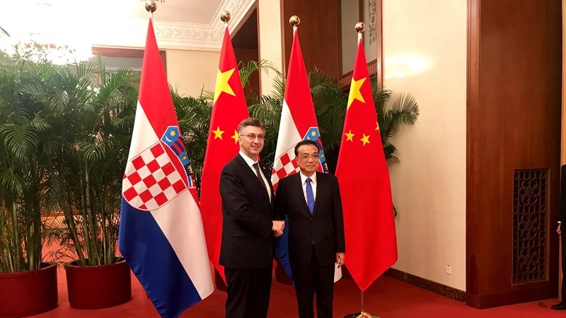 Plenković i Li Keqiang o jačanju političkih i gospodarskih odnosa te kineskim ulaganjima u Hrvatskoj